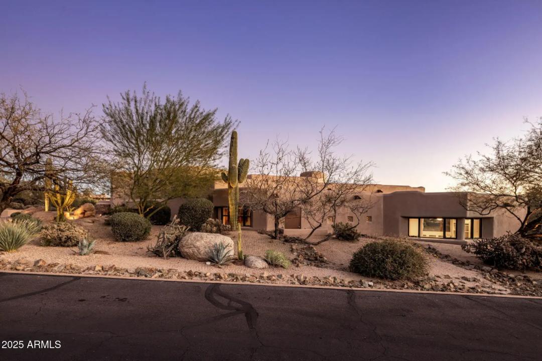 Real Estate Picture 3