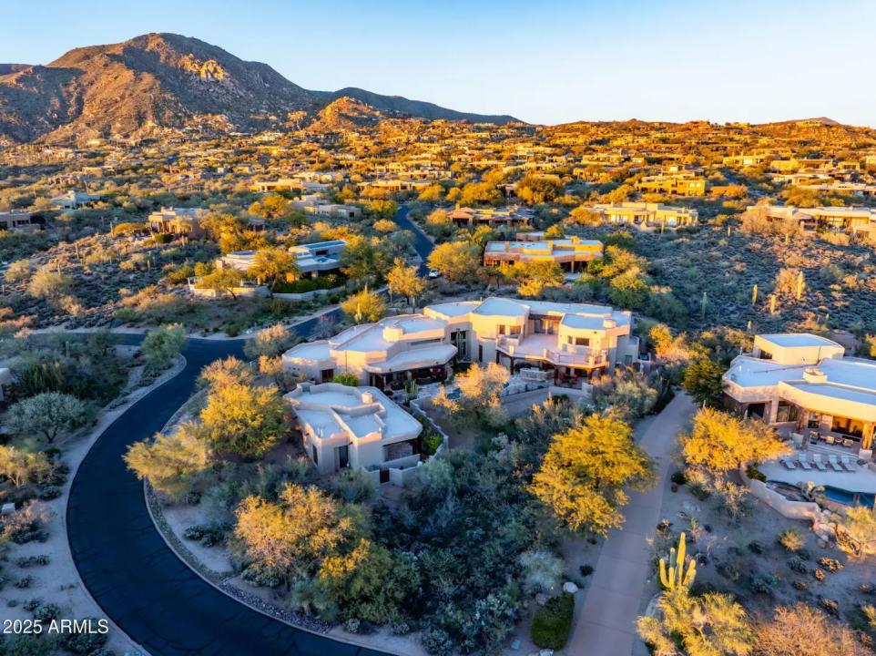 Real Estate Picture 90