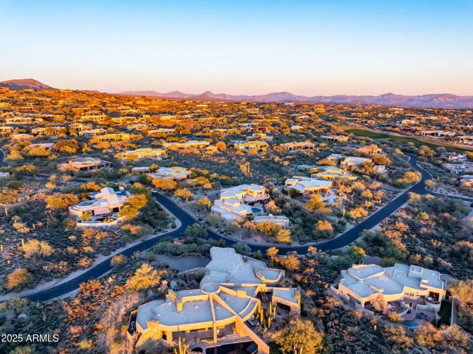 Real Estate Picture 96