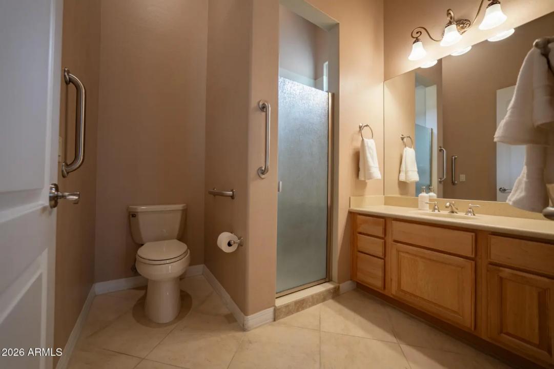 Real Estate Picture 24