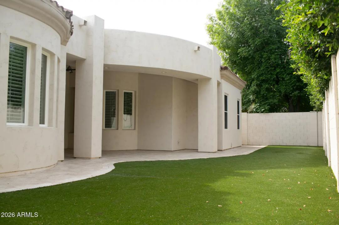 Real Estate Picture 38