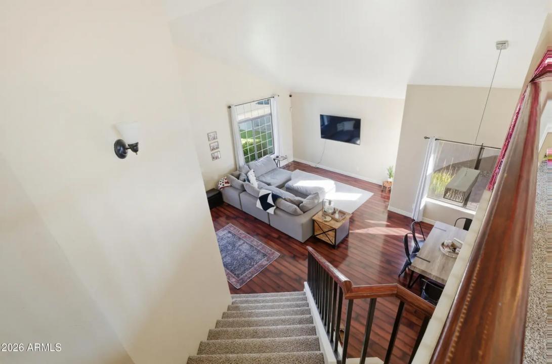 Real Estate Picture 13