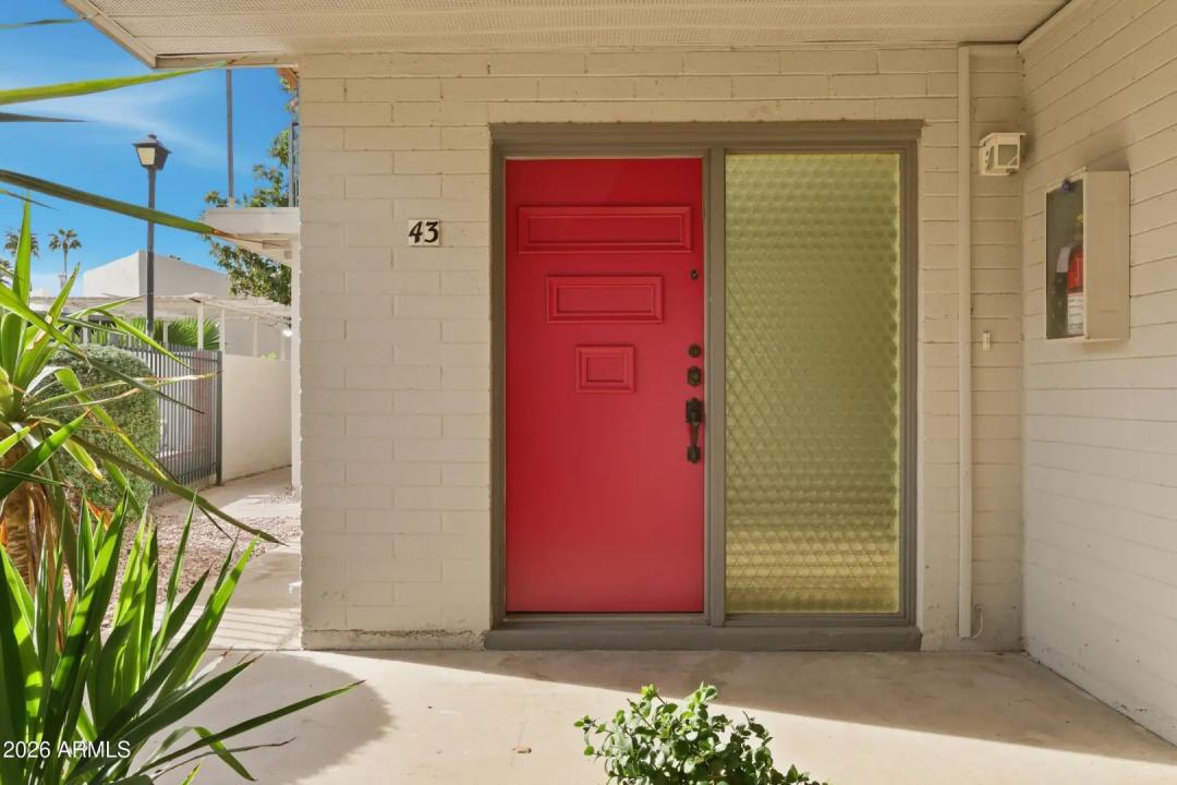 4102 E CALLE REDONDA 43 Phoenix AZ 85018