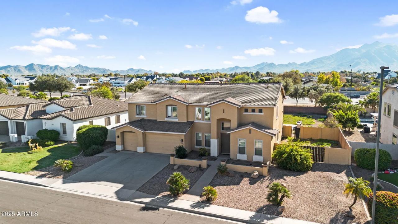 Real Estate Picture 19