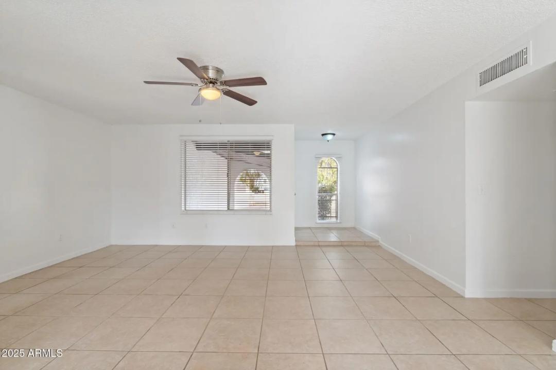 Real Estate Picture 6