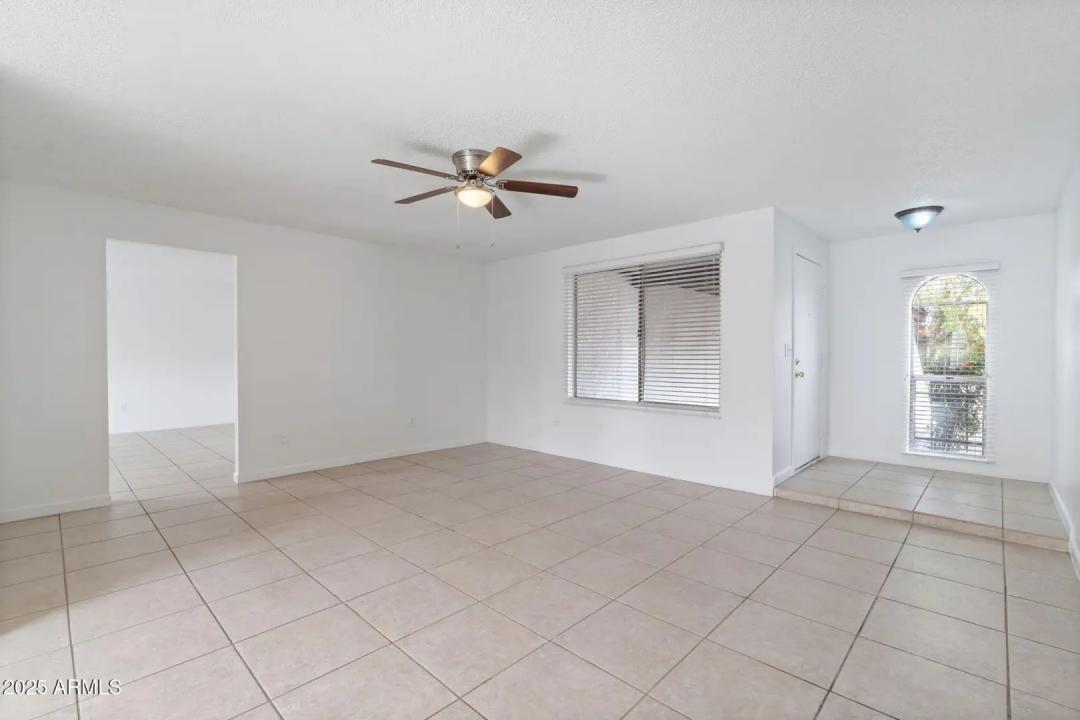 Real Estate Picture 7