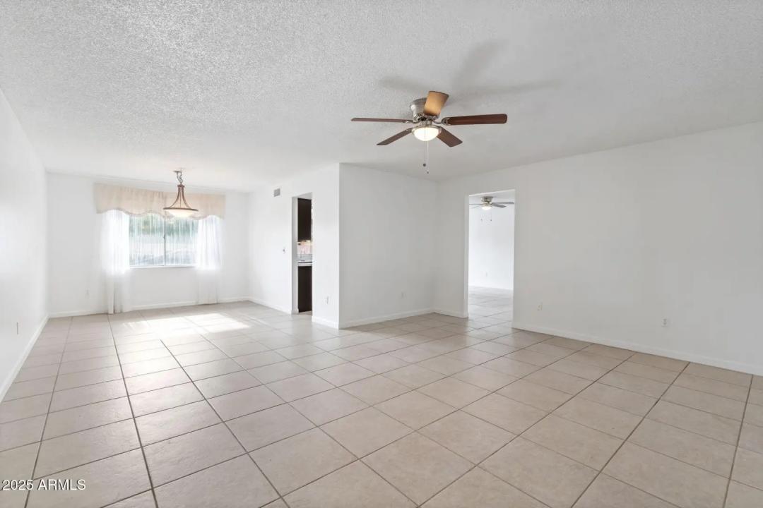 Real Estate Picture 8