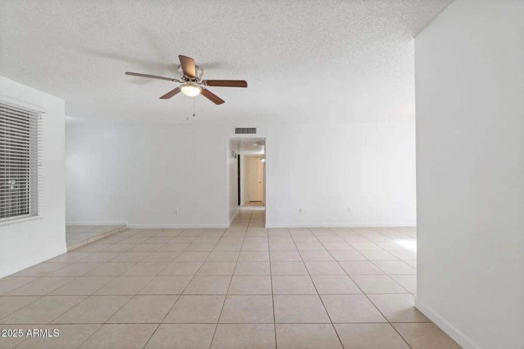 Real Estate Picture 11