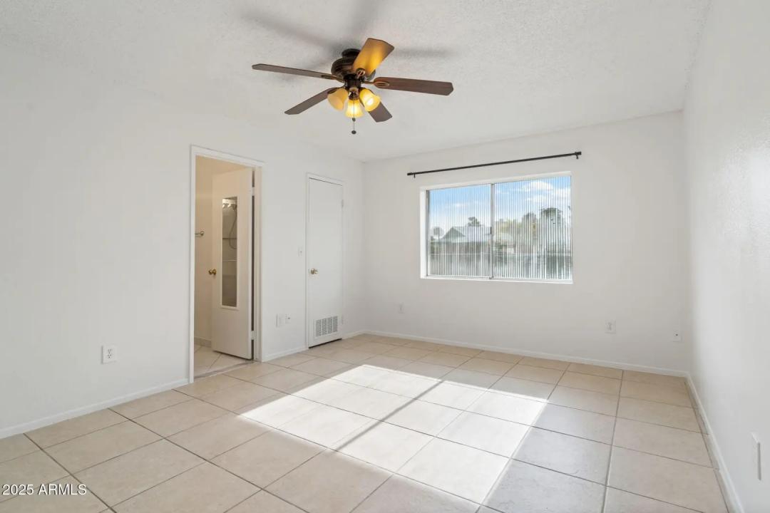 Real Estate Picture 26