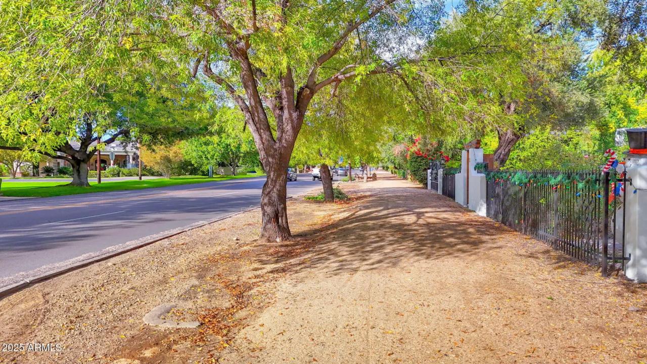 Real Estate Picture 49