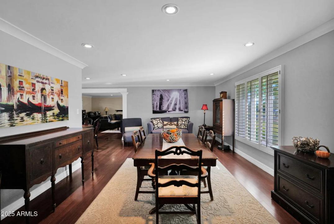 Real Estate Picture 13