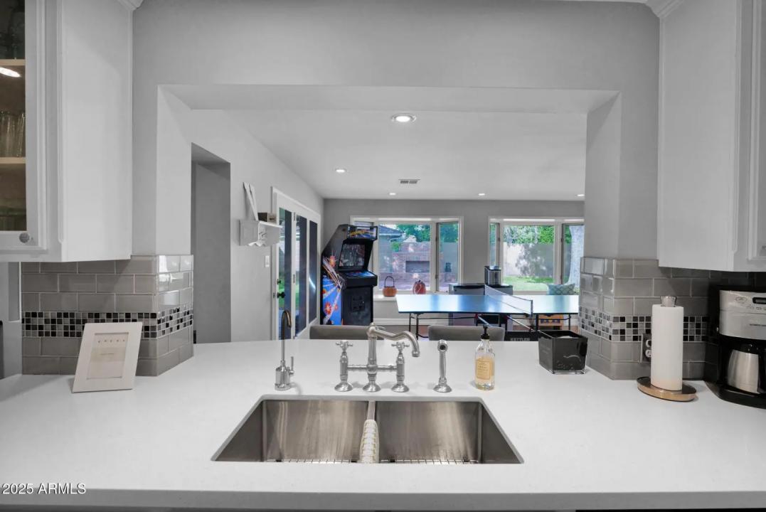 Real Estate Picture 23