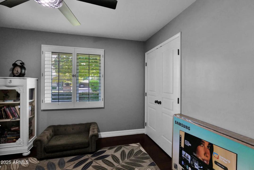 Real Estate Picture 30