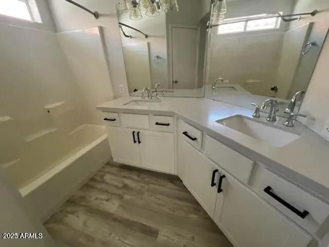 Real Estate Picture 7