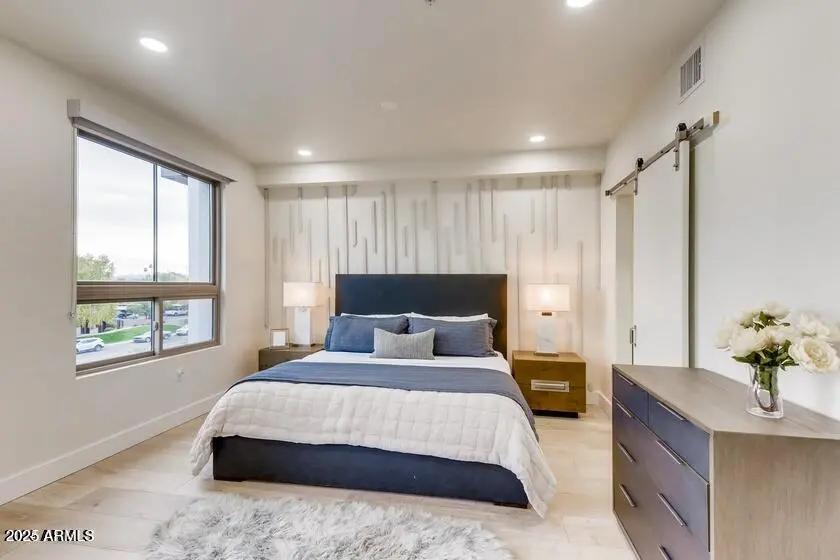 Real Estate Picture 11