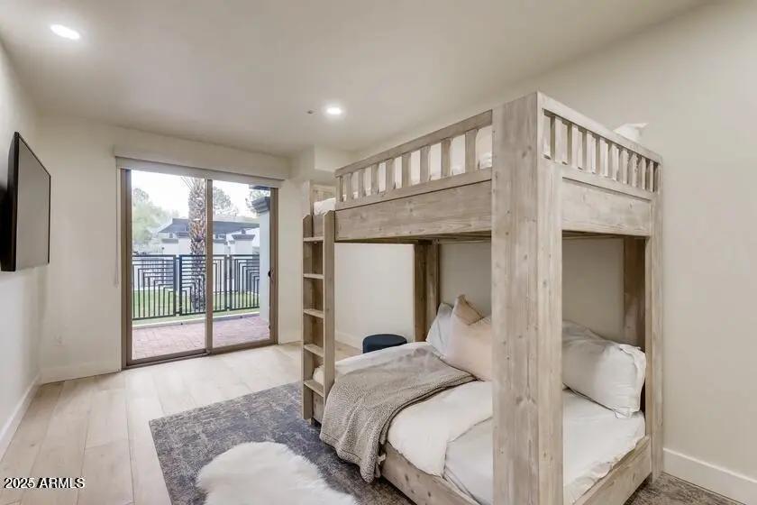 Real Estate Picture 16