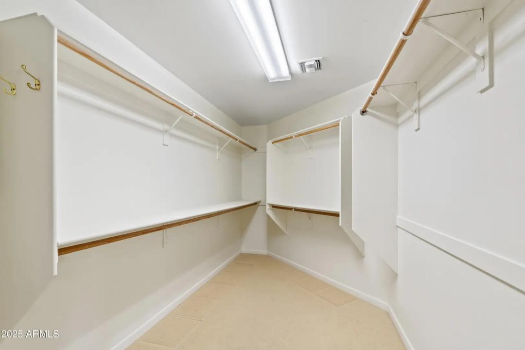 Real Estate Picture 38