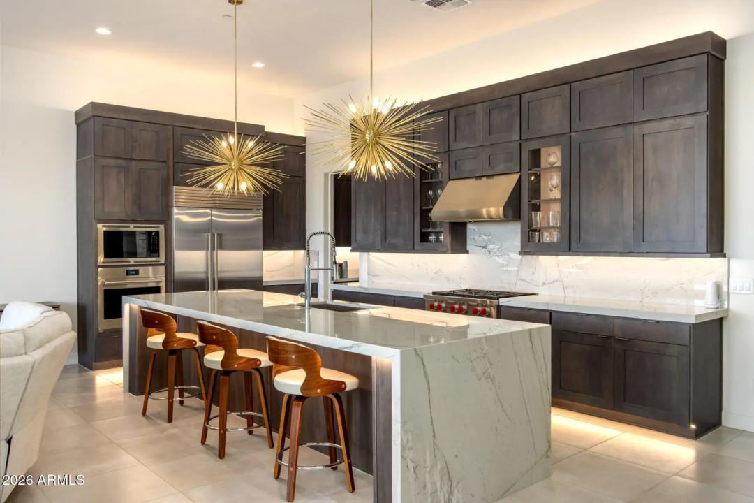 Real Estate Picture 2