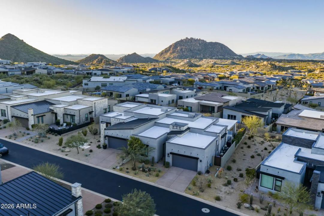 Real Estate Picture 6