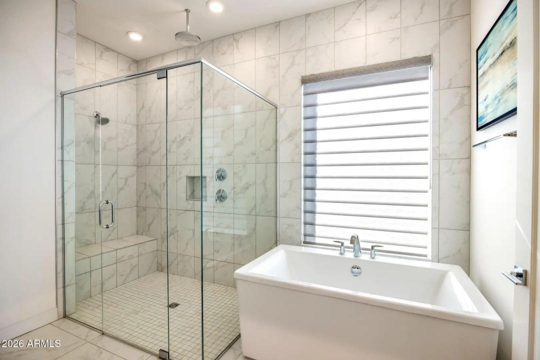 Real Estate Picture 19