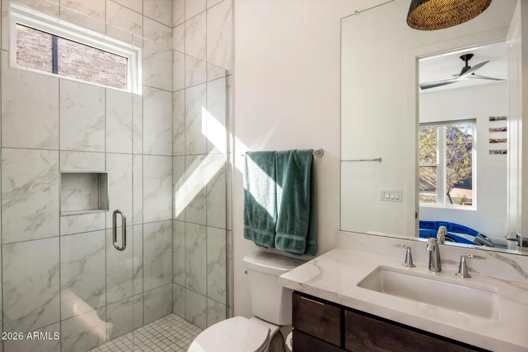 Real Estate Picture 21