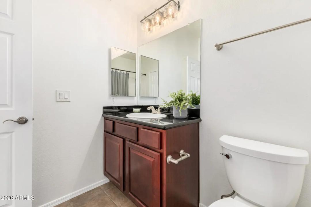 Real Estate Picture 16