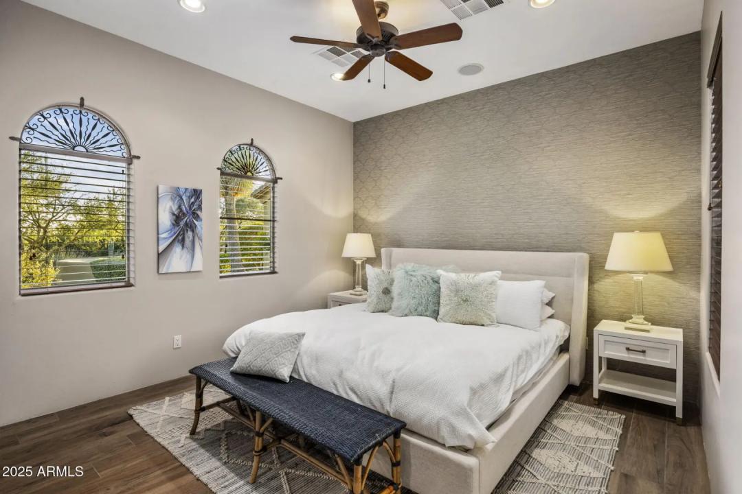 Real Estate Picture 29