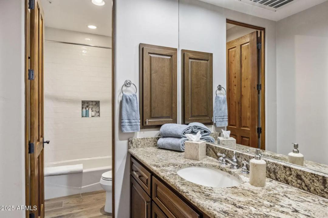 Real Estate Picture 31