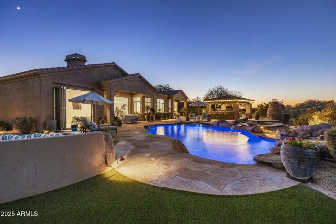 Real Estate Picture 42