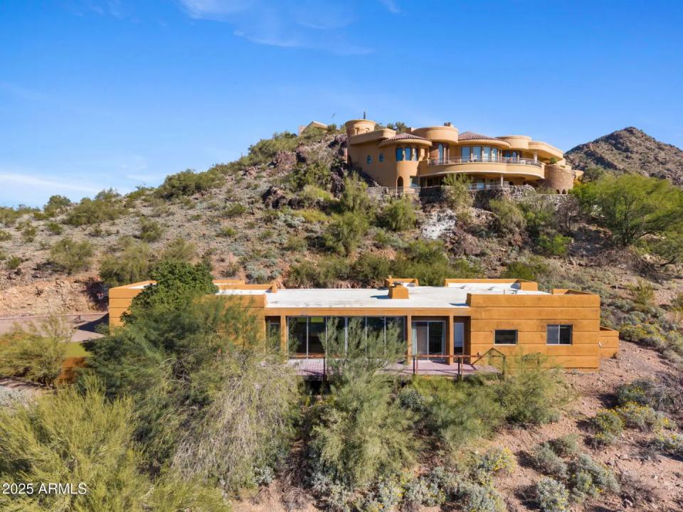 Real Estate Picture 1