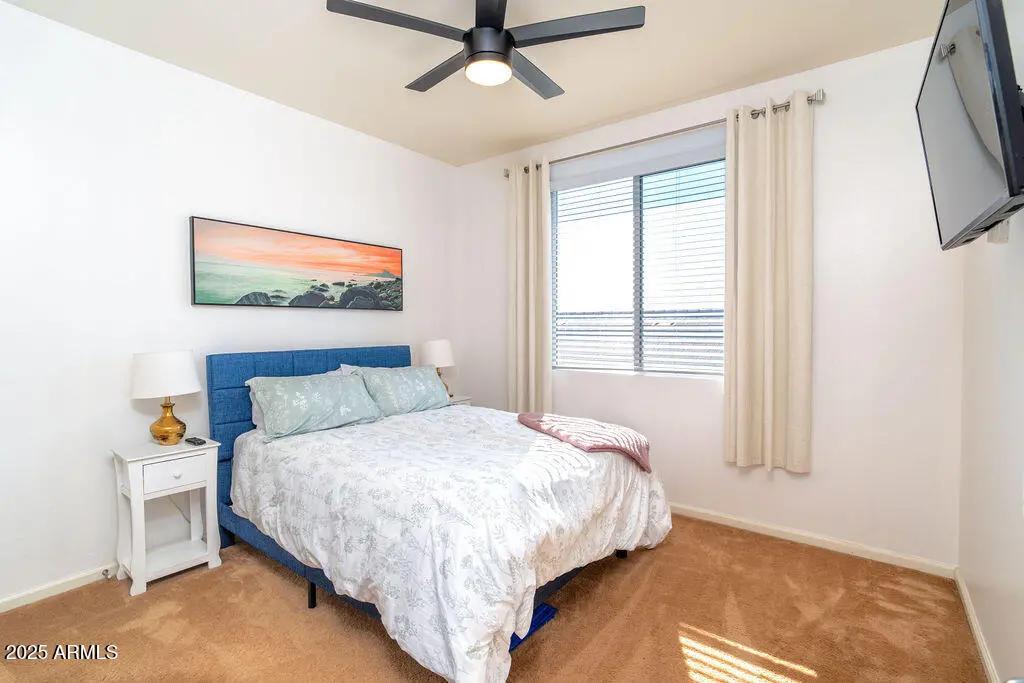 Real Estate Picture 4