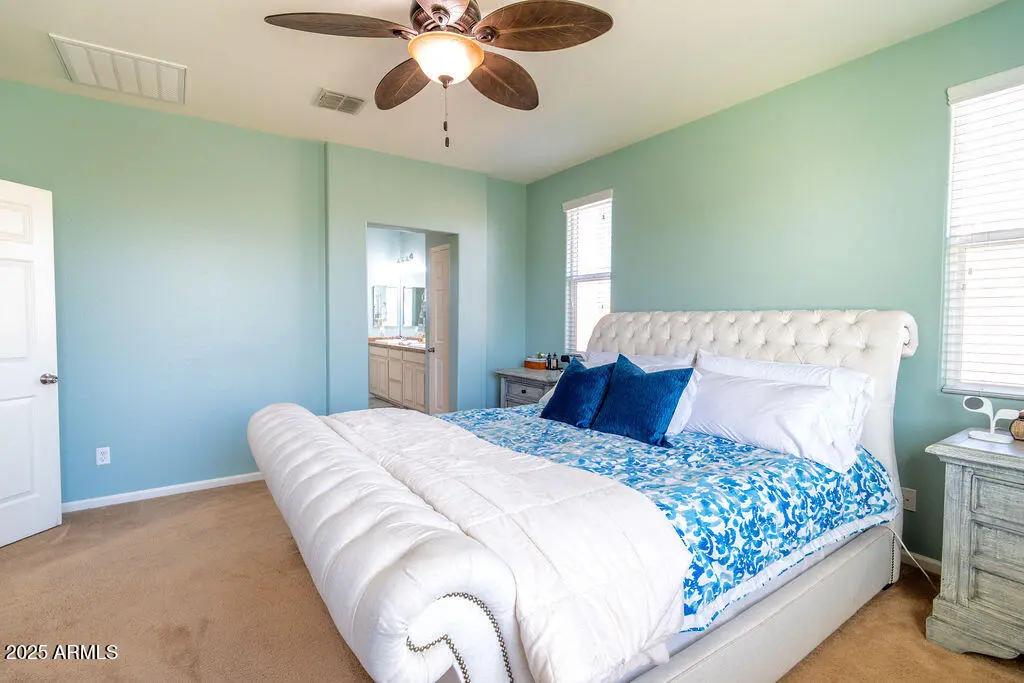 Real Estate Picture 15