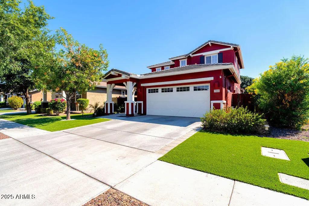 Real Estate Picture 24