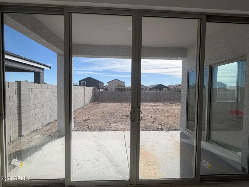 Real Estate Picture 9