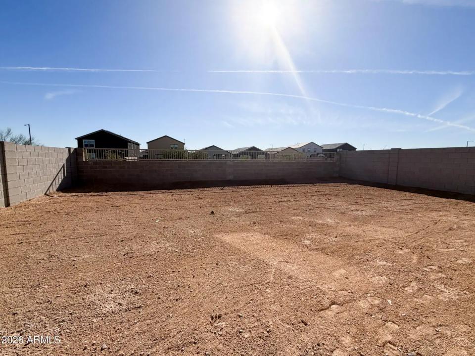 Real Estate Picture 16