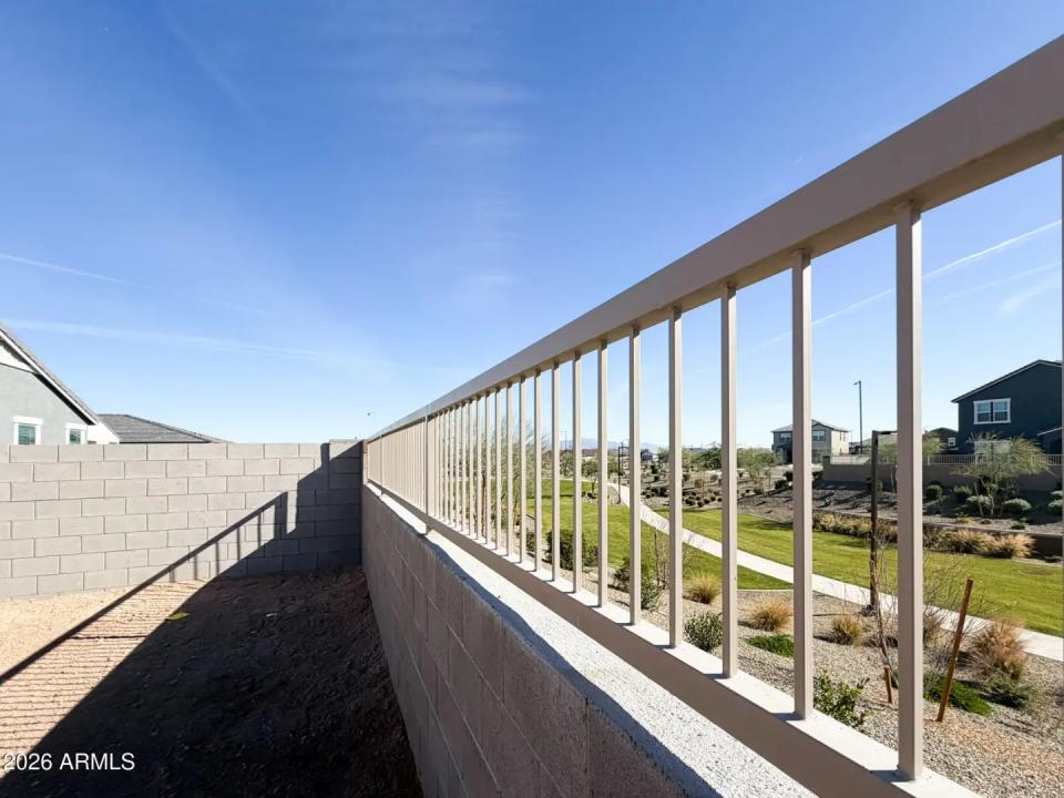 Real Estate Picture 20