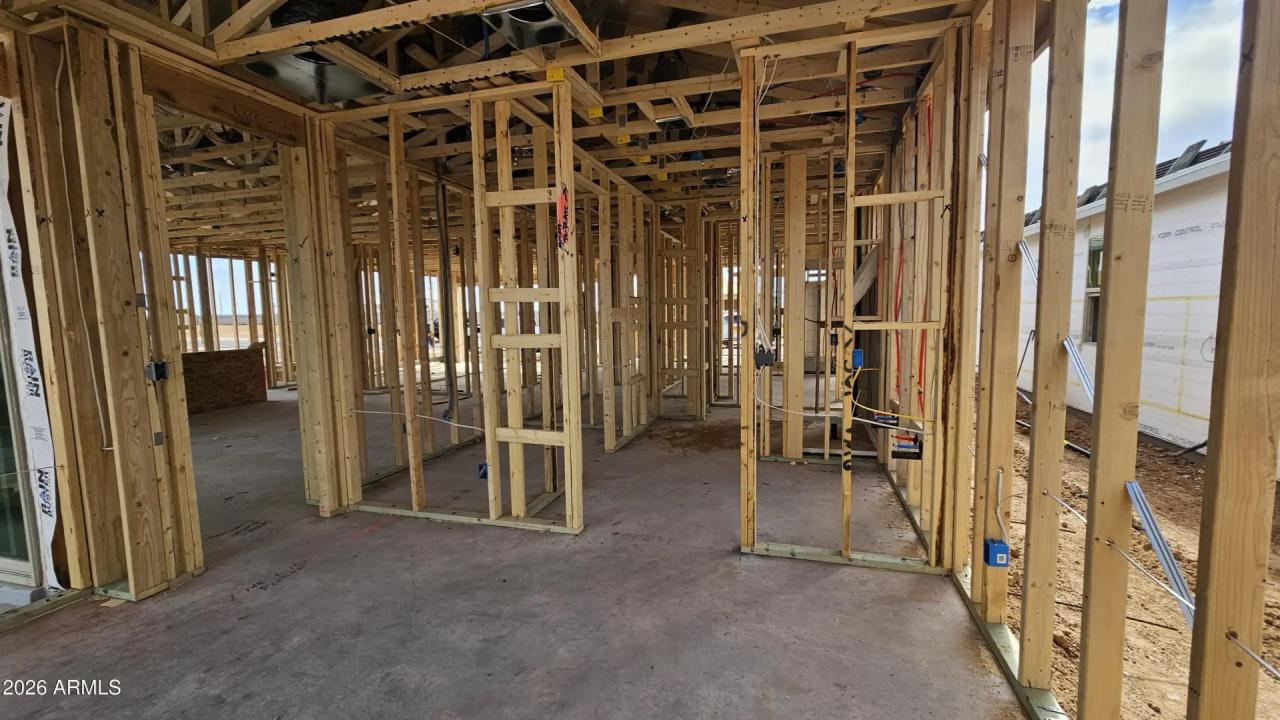 Real Estate Picture 5