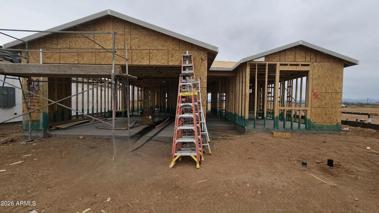 Real Estate Picture 2