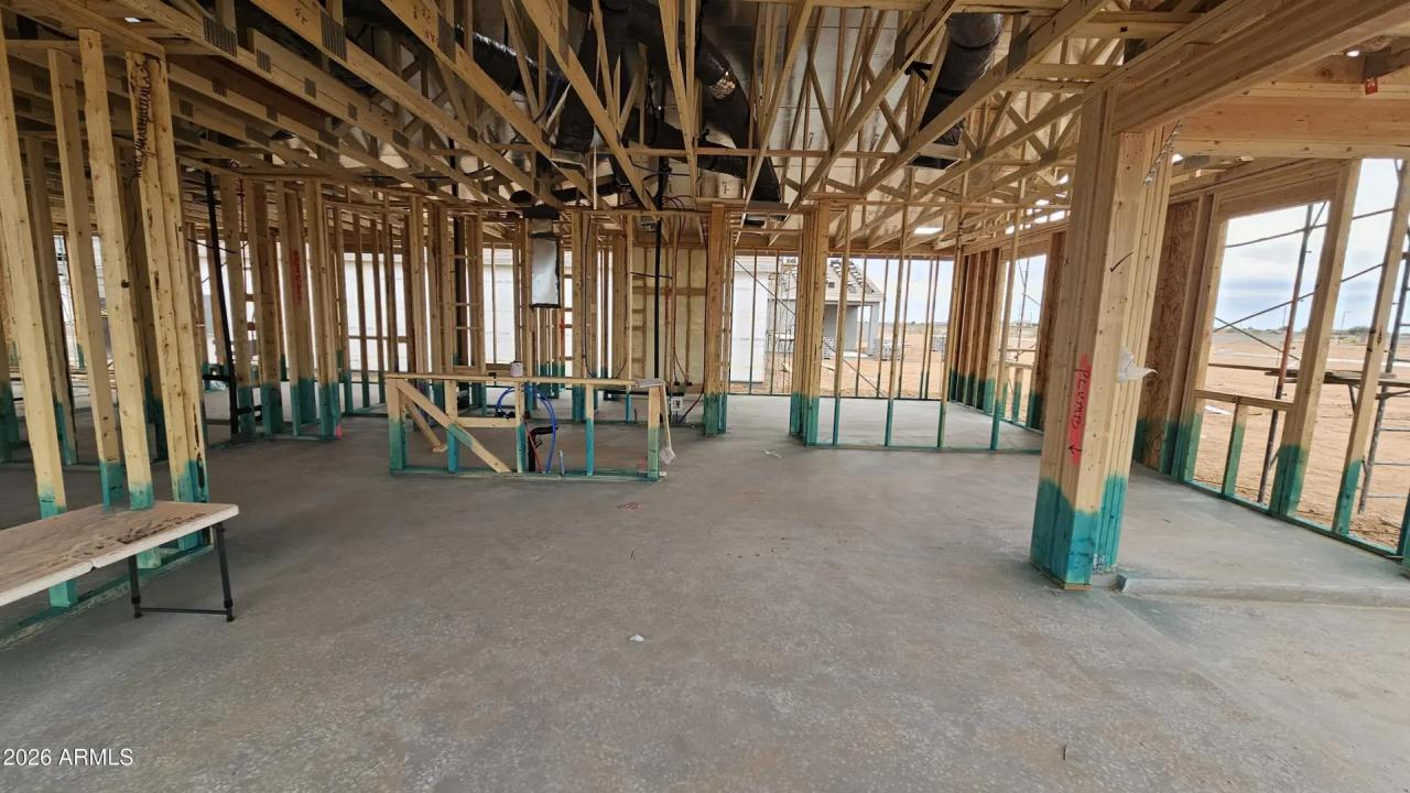 Real Estate Picture 3