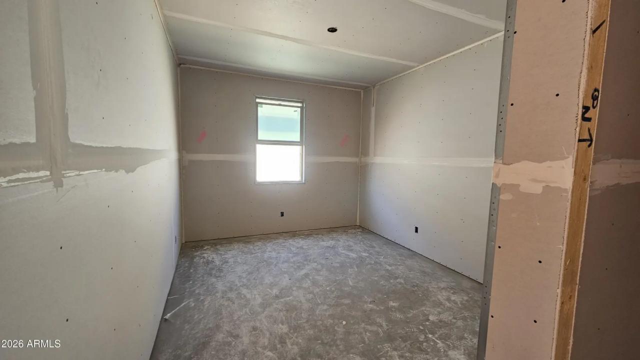 Real Estate Picture 6