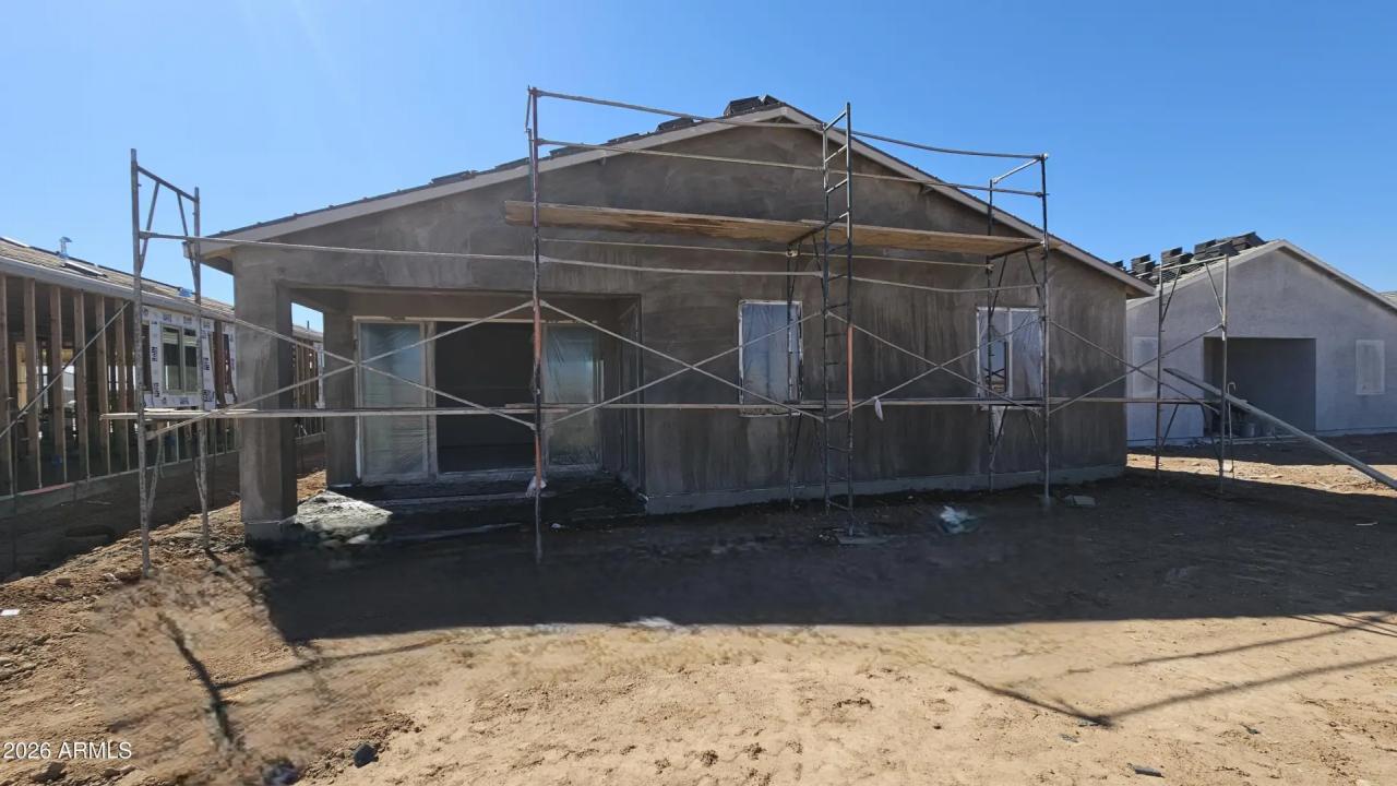 Real Estate Picture 11