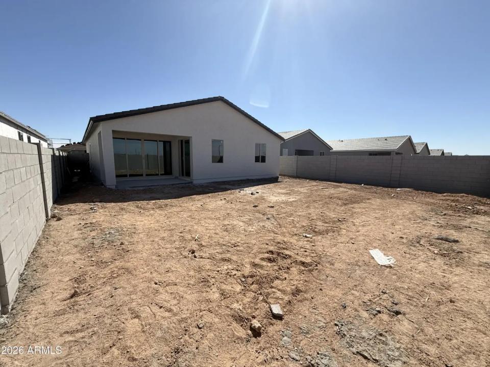 Real Estate Picture 15