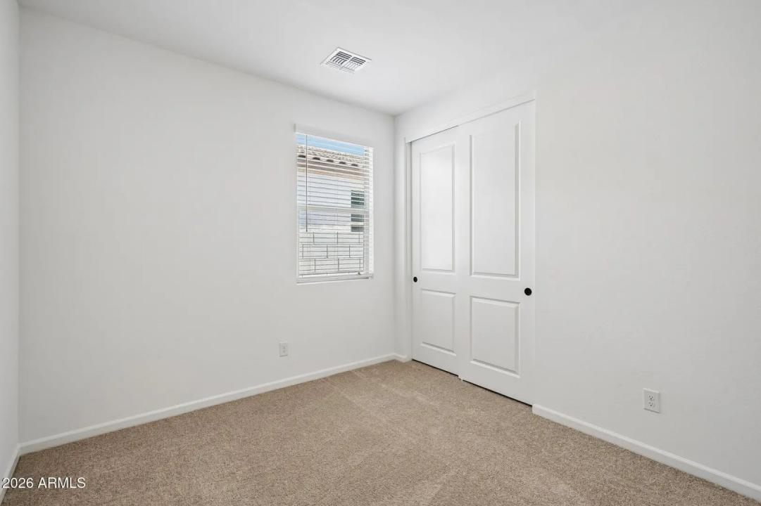 Real Estate Picture 22