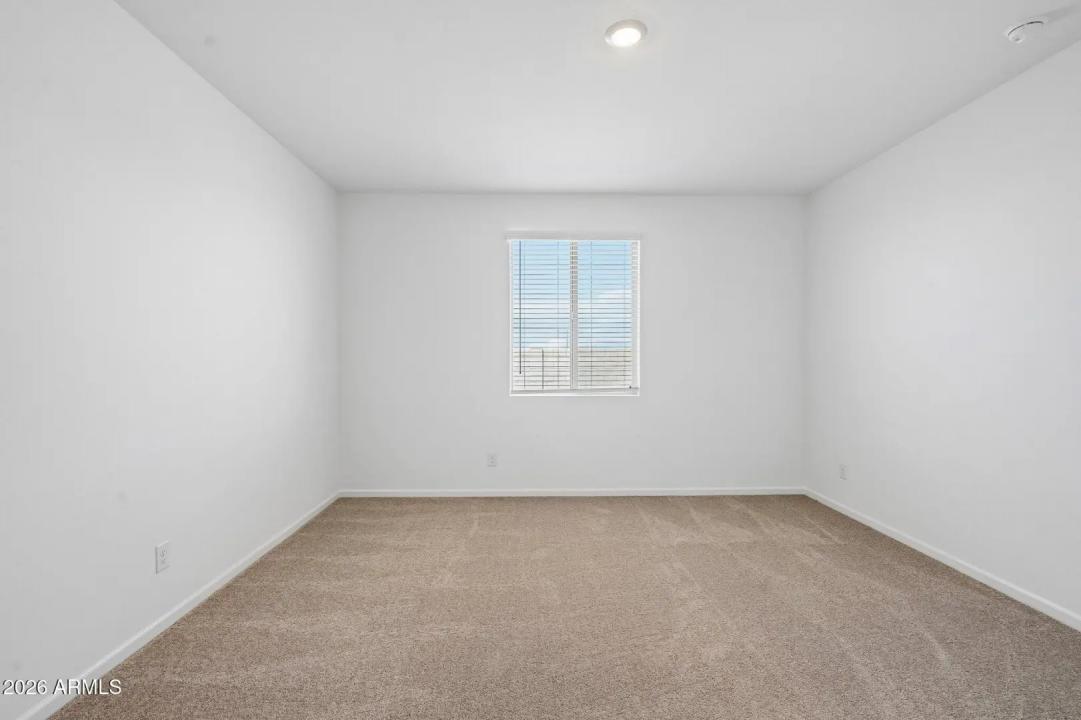 Real Estate Picture 27
