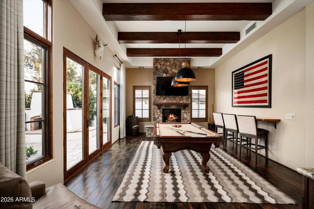 Real Estate Picture 18