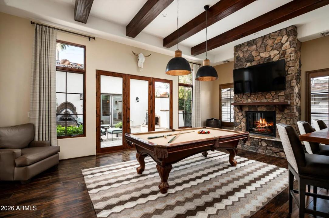 Real Estate Picture 19