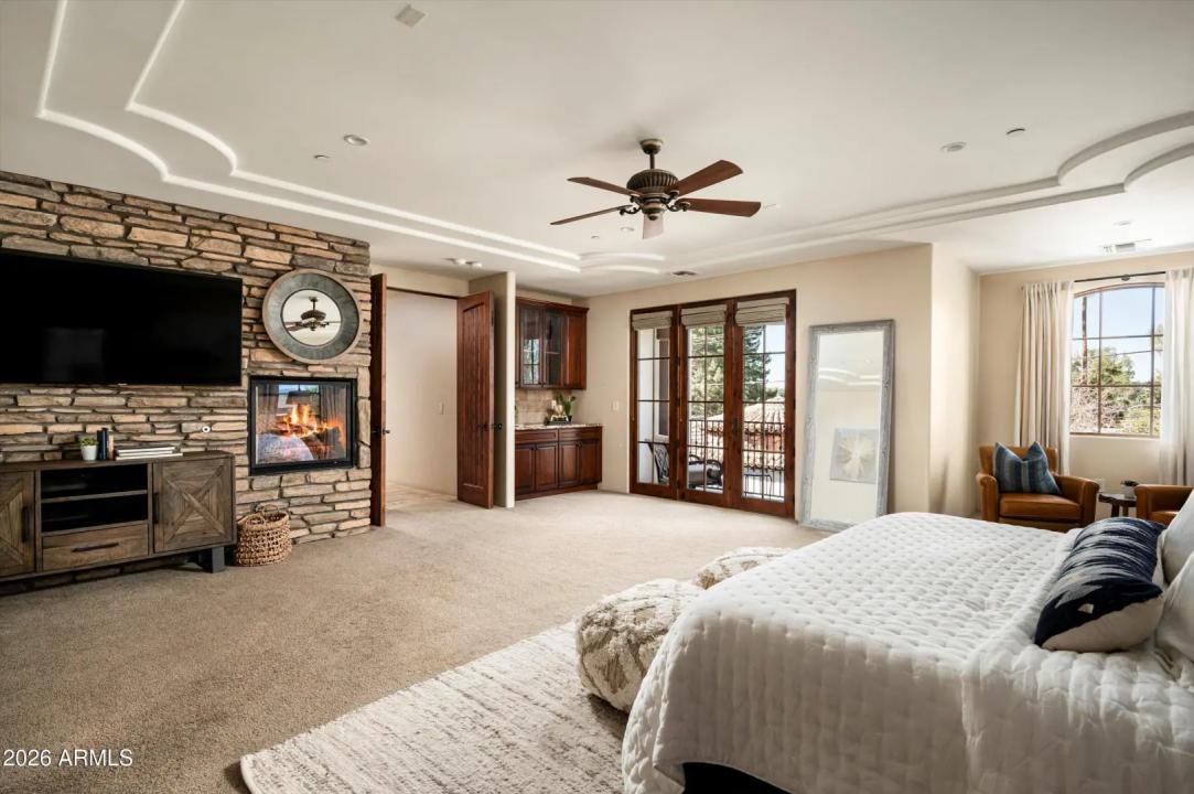 Real Estate Picture 21