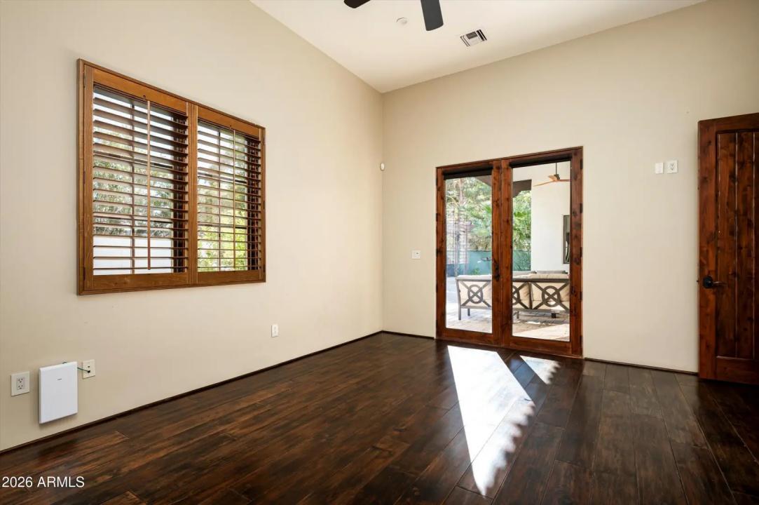 Real Estate Picture 26