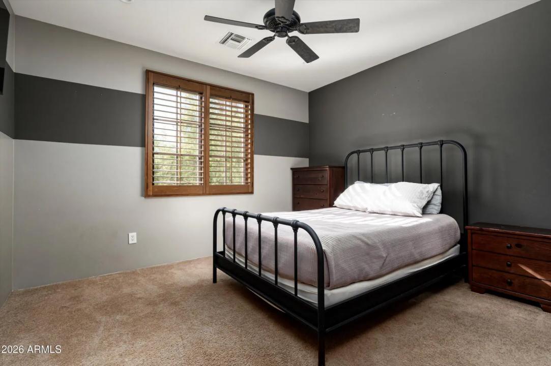 Real Estate Picture 27