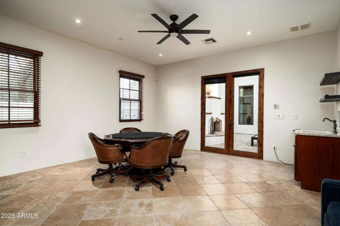 Real Estate Picture 32